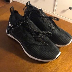 Under Armour Slingflex Rise Running Shoes
